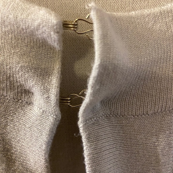 Joseph A. light grey cardigan sweater - Picture 6 of 7